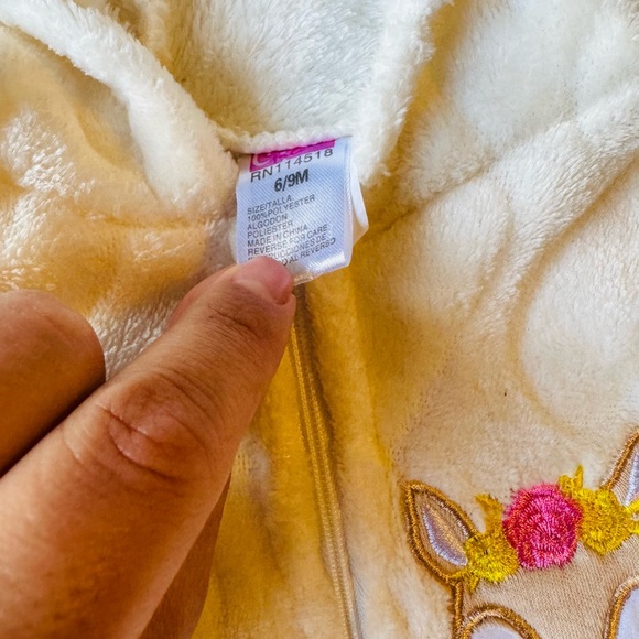 Baby Girl 3 Set Bundle Lot Super Warm Fuzzy Footie Onesies - Picture 3 of 8